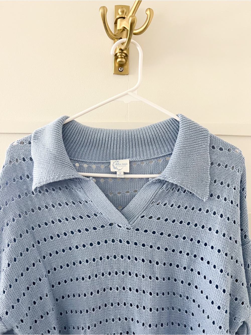 Francesca's Collections Light Blue Pointelle V-Neck Collared Sweater - Picture 3 of 5